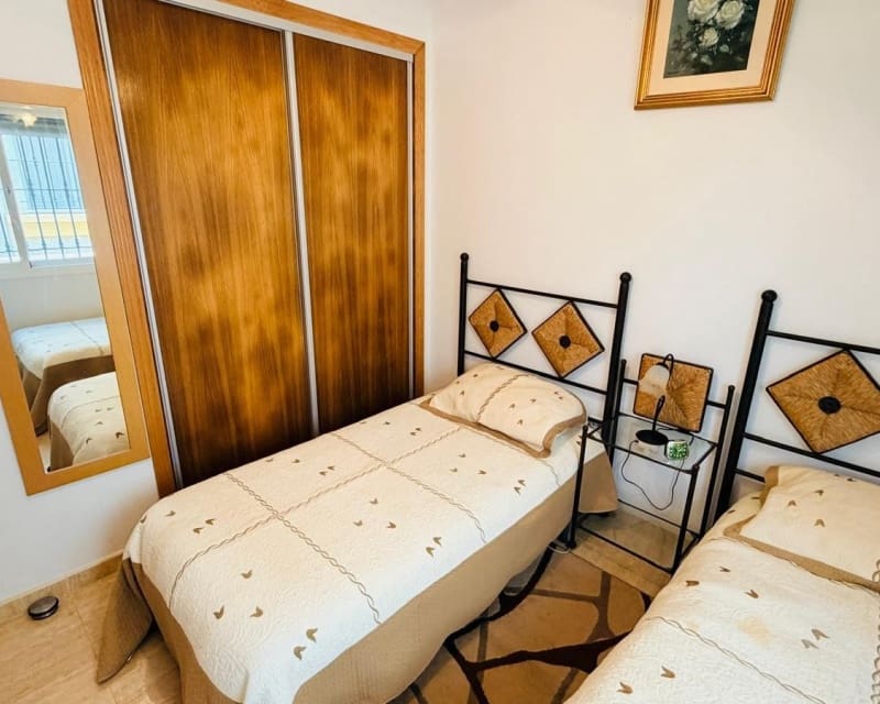 3 soveværelse Villa til salg i Los Montesinos med garage - € 255.000 (Ref: 10179335)