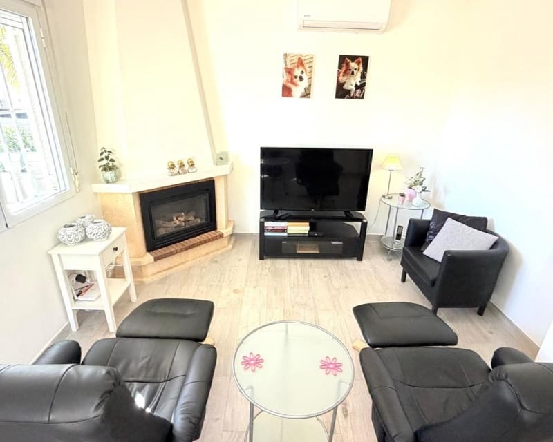 Casa de 3 habitaciones en La Marquesa en venta con piscina garaje - 289.000 € (Ref: 10179336)