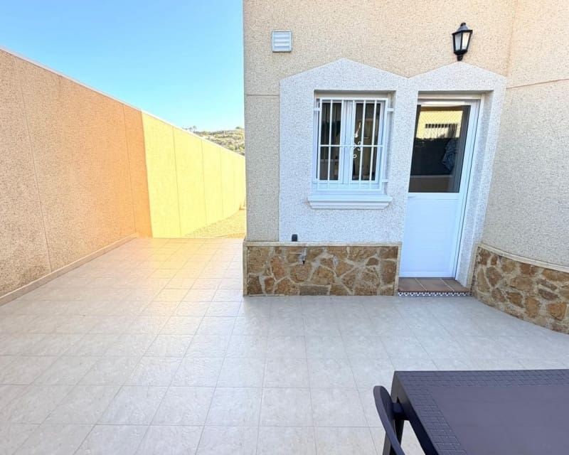 Casa de 3 habitaciones en La Marquesa en venta con piscina garaje - 289.000 € (Ref: 10179336)