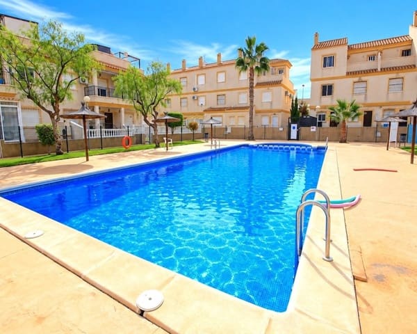 Casa de 2 habitaciones en Villamartin, Orihuela en venta con piscina - 179.500 € (Ref: 10179339)