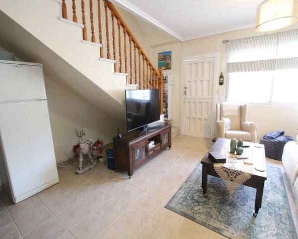 3 bedroom Villa for sale in Benimar, Benijófar with pool garage - € 215,000 (Ref: 10179340)