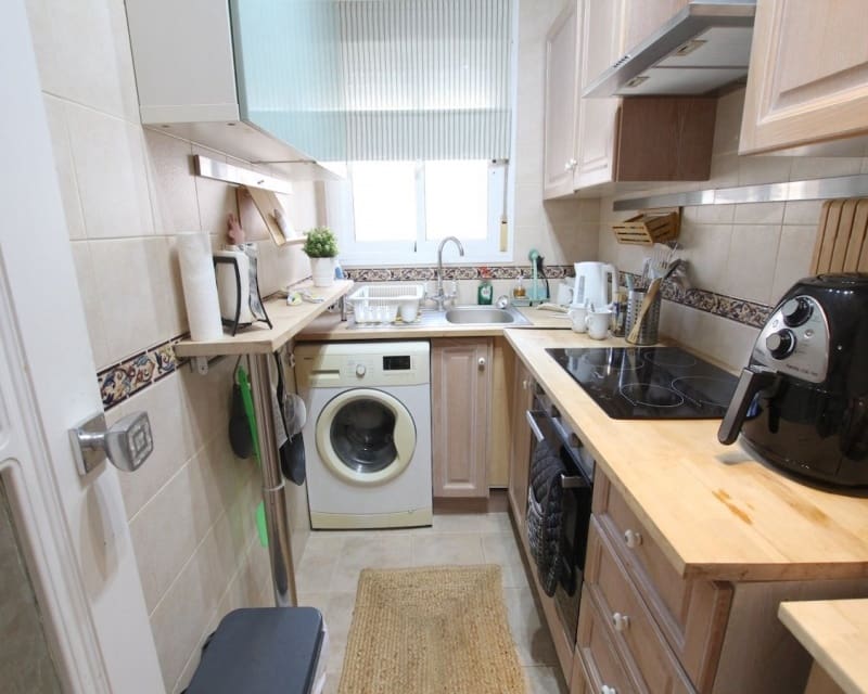 3 sypialnia Willa na sprzedaż w Benimar z basenem garażem - 215 000 € (Ref: 10179340)