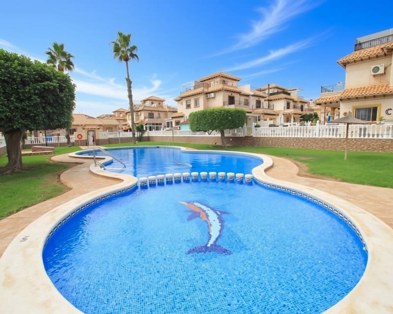 2 soveværelse Villa til salg i Cabo Roig med swimmingpool garage - € 219.000 (Ref: 10179341)