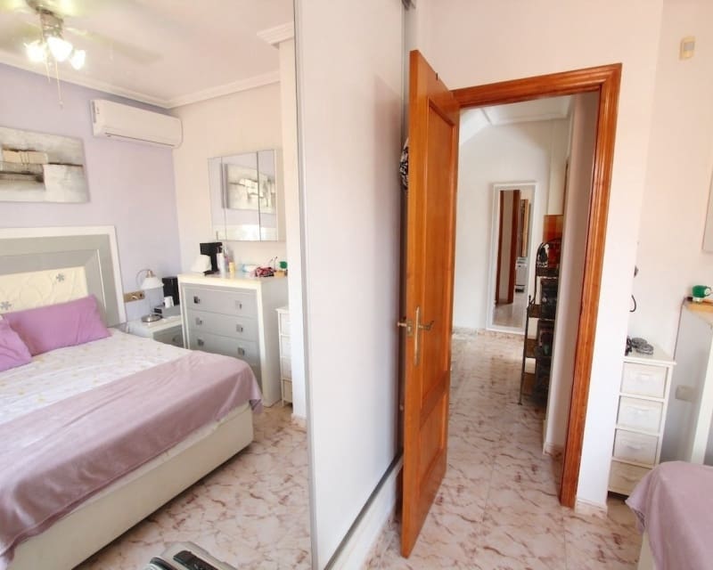 2 soveværelse Villa til salg i Cabo Roig med swimmingpool garage - € 219.000 (Ref: 10179341)