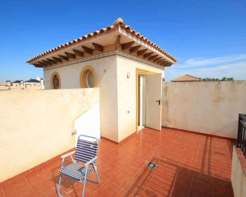 2 soveværelse Villa til salg i Cabo Roig med swimmingpool garage - € 219.000 (Ref: 10179341)