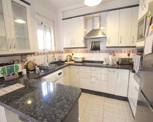 2 slaapkamer Villa te koop in Cabo Roig, Orihuela met zwembad garage - € 219.000 (Ref: 10179341)