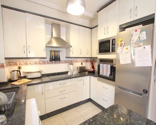 2 slaapkamer Villa te koop in Cabo Roig, Orihuela met zwembad garage - € 219.000 (Ref: 10179341)