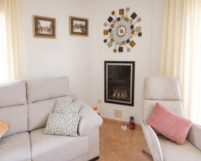 Chalet de 4 habitaciones en Benimar en venta con piscina garaje - 315.000 € (Ref: 10179342)