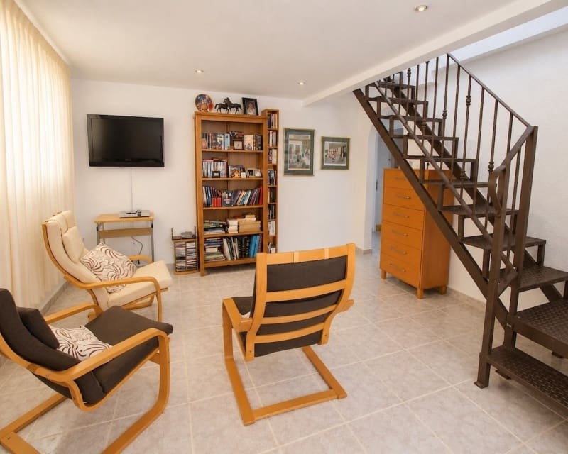 Chalet de 4 habitaciones en Benimar en venta con piscina garaje - 315.000 € (Ref: 10179342)