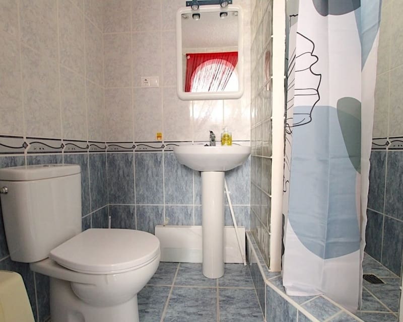 Chalet de 4 habitaciones en Benimar en venta con piscina garaje - 315.000 € (Ref: 10179342)