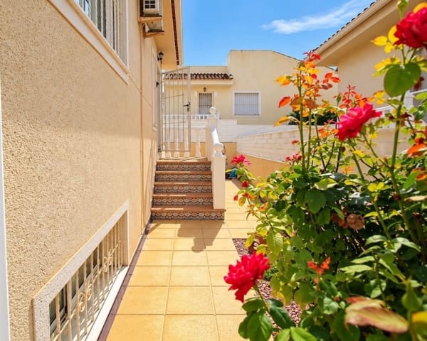 4 bedroom Villa for sale in Benimar, Benijófar with pool garage - € 315,000 (Ref: 10179342)