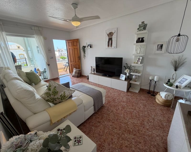 Apartamento de 2 habitaciones en Los Montesinos en venta con piscina - 150.000 € (Ref: 10179345)