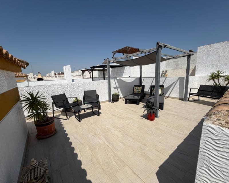 Apartamento de 2 habitaciones en Los Montesinos en venta con piscina - 150.000 € (Ref: 10179345)