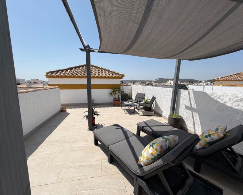 Apartamento de 2 habitaciones en Los Montesinos en venta con piscina - 150.000 € (Ref: 10179345)