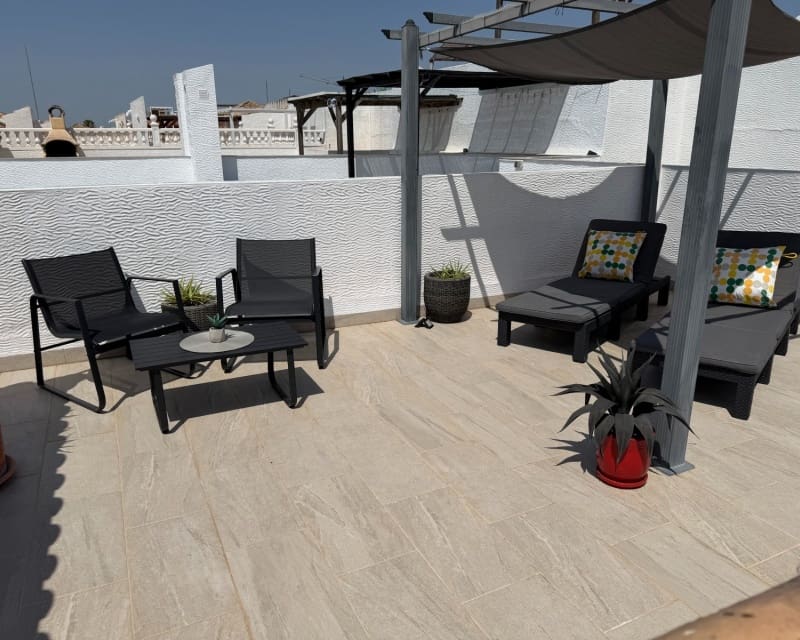 Apartamento de 2 habitaciones en Los Montesinos en venta con piscina - 150.000 € (Ref: 10179345)