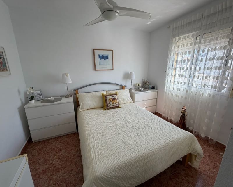 Apartamento de 2 habitaciones en Los Montesinos en venta con piscina - 150.000 € (Ref: 10179345)