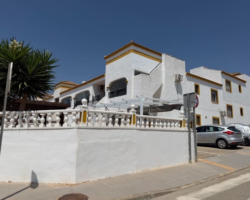 Apartamento de 2 habitaciones en Los Montesinos en venta con piscina - 150.000 € (Ref: 10179345)