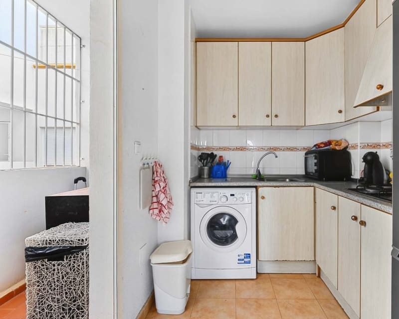 2 slaapkamer Appartement te koop in La Zenia met zwembad - € 169.950 (Ref: 10179347)