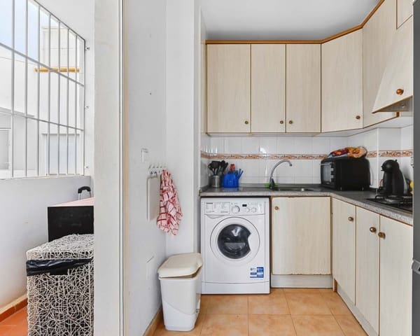 2 slaapkamer Appartement te koop in La Zenia, Orihuela met zwembad - € 169.950 (Ref: 10179347)