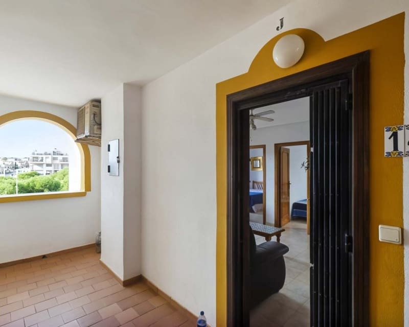 2 slaapkamer Appartement te koop in La Zenia met zwembad - € 169.950 (Ref: 10179347)