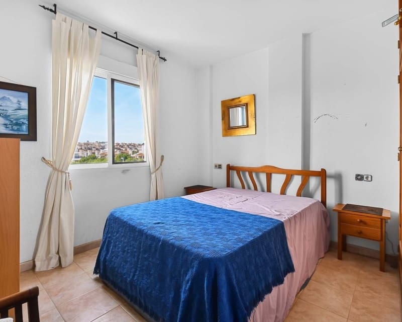 2 slaapkamer Appartement te koop in La Zenia met zwembad - € 169.950 (Ref: 10179347)