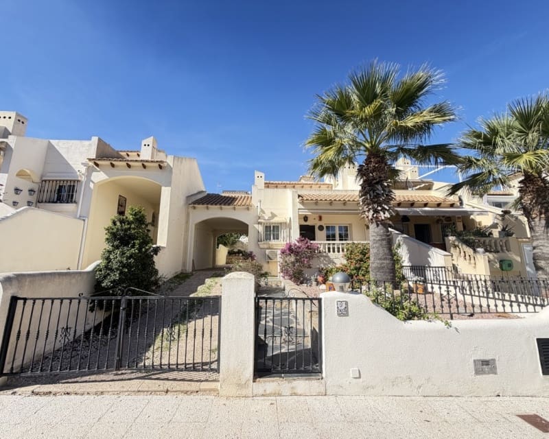 3 bedroom Townhouse for sale in Las Ramblas Golf with pool garage - € 269,995 (Ref: 10179348)