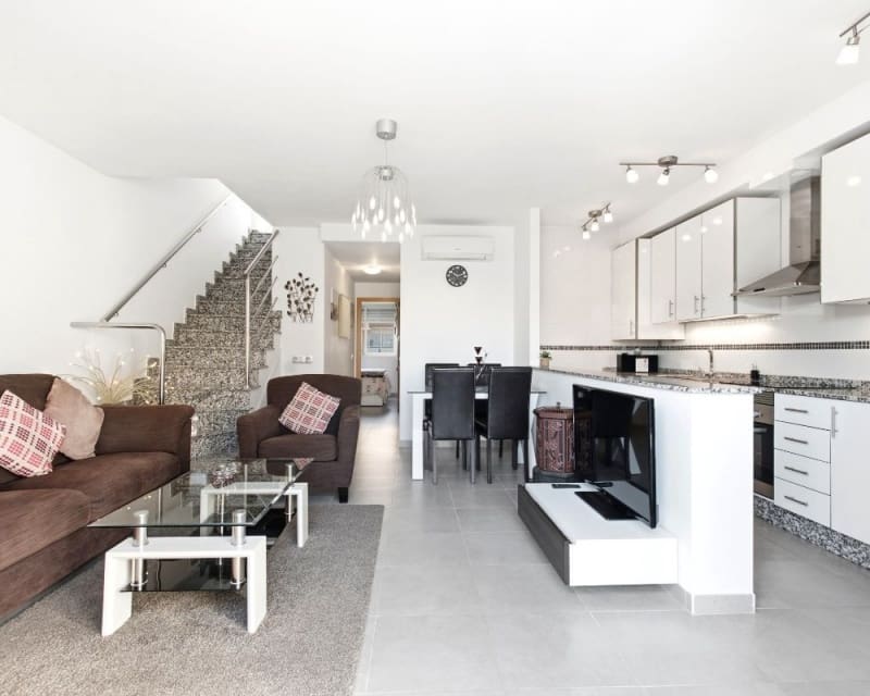 3 soverom Leilighet til salgs i Los Alcazares med svømmebasseng - € 275 000 (Ref: 10182193)