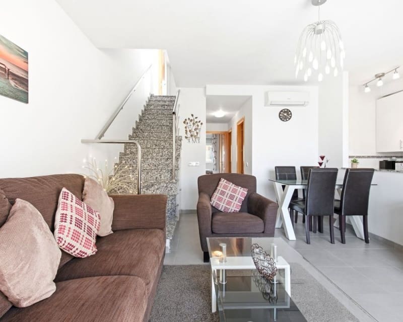 3 soverom Leilighet til salgs i Los Alcazares med svømmebasseng - € 275 000 (Ref: 10182193)