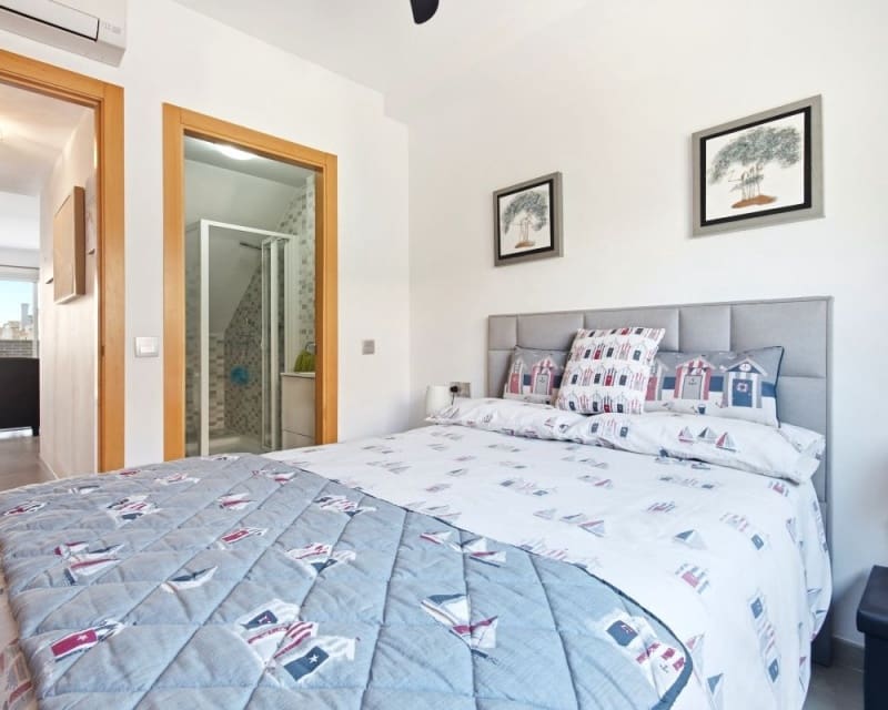 3 soverom Leilighet til salgs i Los Alcazares med svømmebasseng - € 275 000 (Ref: 10182193)