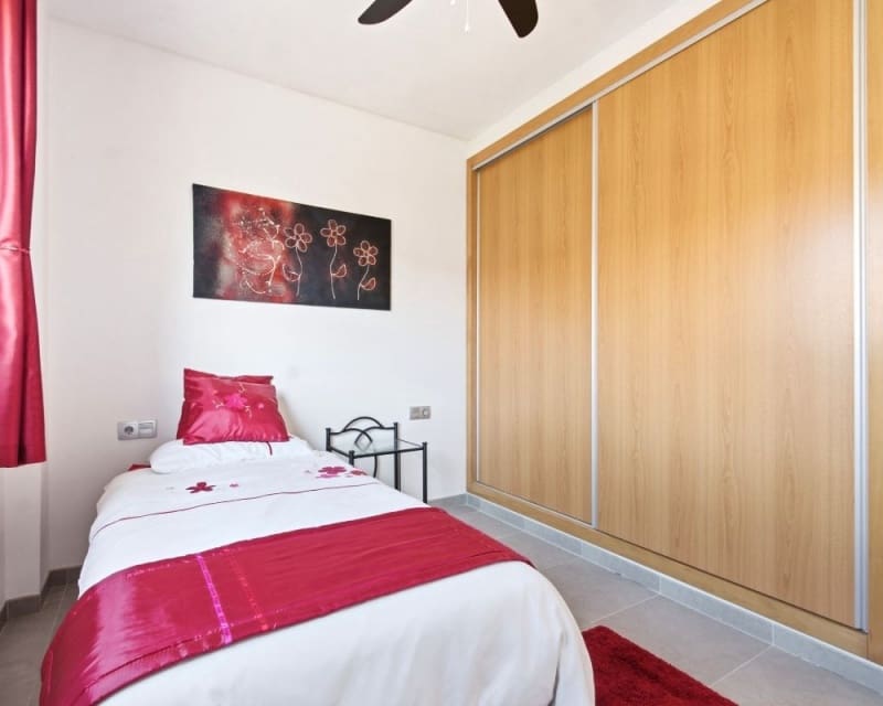 3 soverom Leilighet til salgs i Los Alcazares med svømmebasseng - € 275 000 (Ref: 10182193)