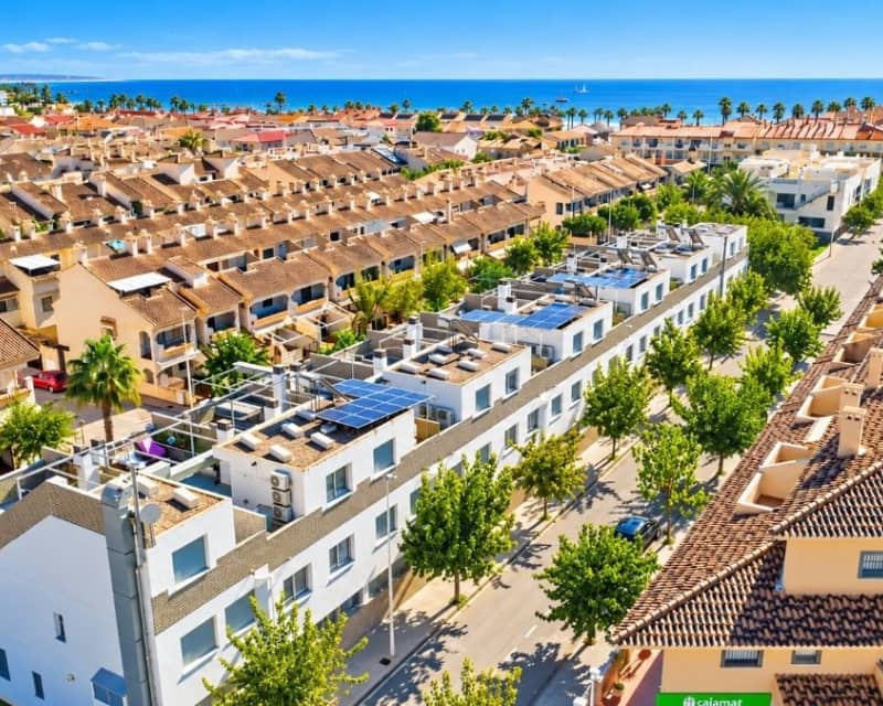 3 soverom Leilighet til salgs i Los Alcazares med svømmebasseng - € 275 000 (Ref: 10182193)