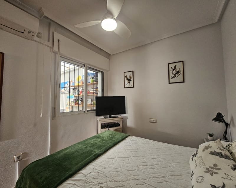 3 soveværelse Bungalow til salg i La Zenia med swimmingpool - € 329.950 (Ref: 3748449)