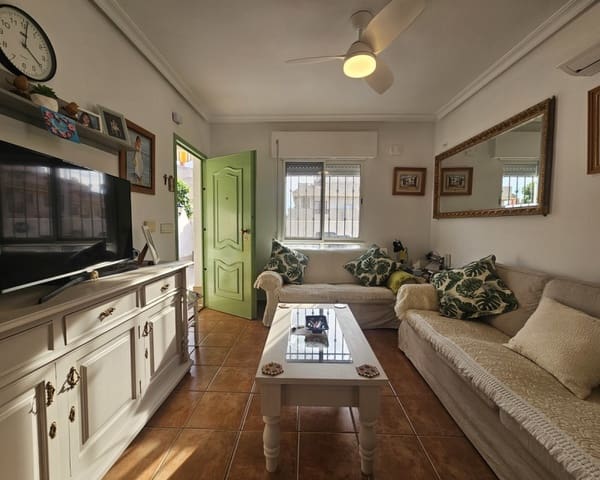 3 soveværelse Bungalow til salg i La Zenia, Orihuela med swimmingpool - € 329.950 (Ref: 3748449)