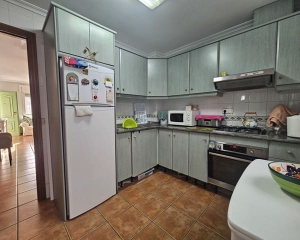 3 soveværelse Bungalow til salg i La Zenia, Orihuela med swimmingpool - € 329.950 (Ref: 3748449)