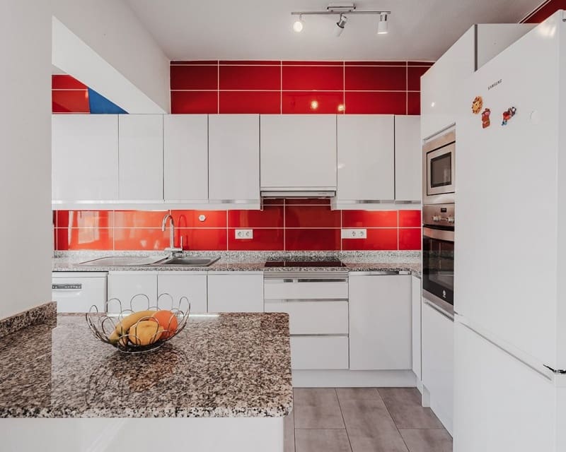 3 makuuhuone Omakotitalo myytävänä paikassa Villamartin mukana uima-altaan - 299 000 € (Ref: 6779499)