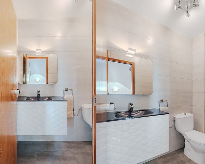 3 makuuhuone Omakotitalo myytävänä paikassa Villamartin mukana uima-altaan - 299 000 € (Ref: 6779499)