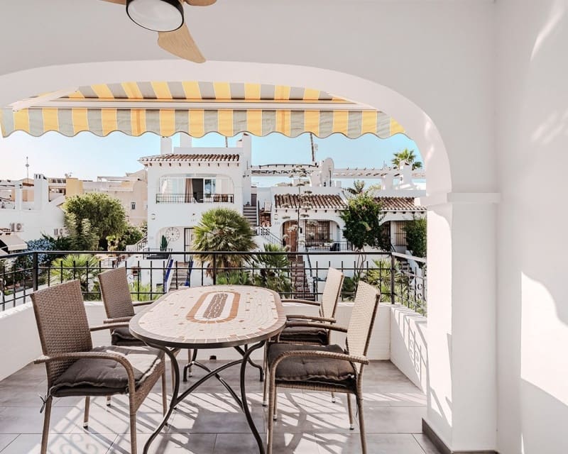 3 makuuhuone Omakotitalo myytävänä paikassa Villamartin mukana uima-altaan - 299 000 € (Ref: 6779499)