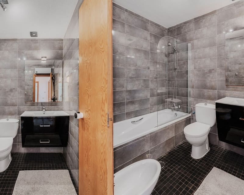 3 makuuhuone Omakotitalo myytävänä paikassa Villamartin mukana uima-altaan - 299 000 € (Ref: 6779499)