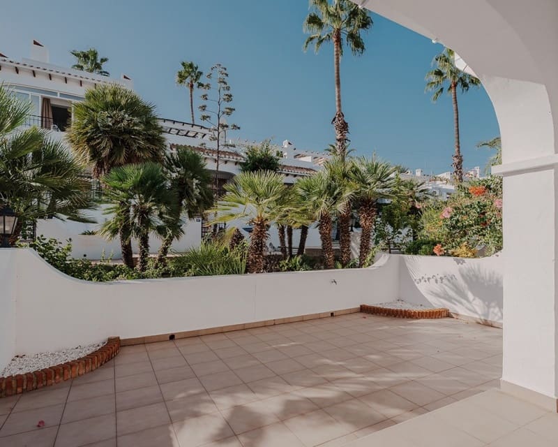 3 makuuhuone Omakotitalo myytävänä paikassa Villamartin mukana uima-altaan - 299 000 € (Ref: 6779499)