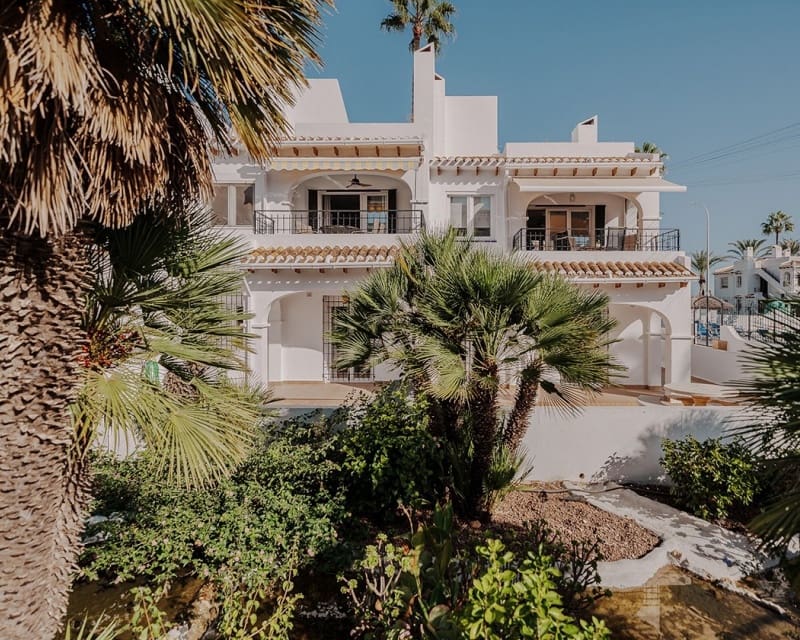 3 makuuhuone Omakotitalo myytävänä paikassa Villamartin mukana uima-altaan - 299 000 € (Ref: 6779499)