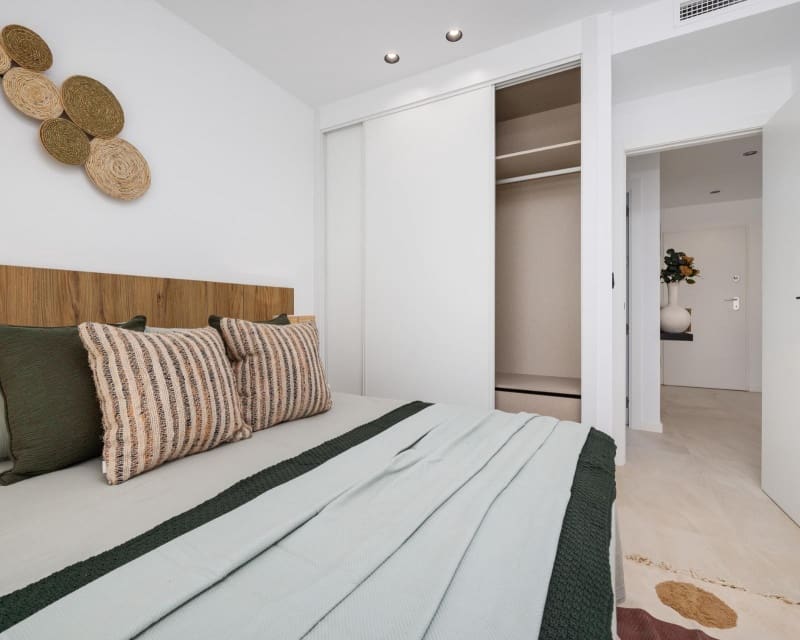 2 Zimmer Apartment zu verkaufen in Los Alcazares mit Pool - 270.000 € (Ref: 8317251)