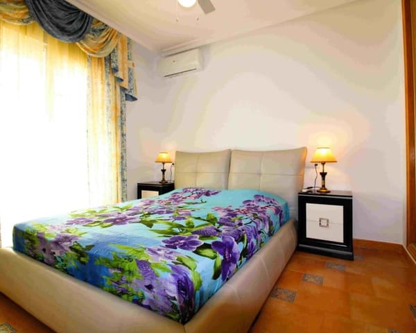 3 makuuhuone Huvila myytävänä paikassa Villamartin, Orihuela mukana uima-altaan - 369 000 € (Ref: 8635546)