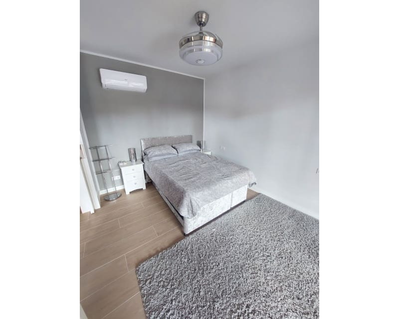 2 sovrum Lägenhet till salu i Villamartin med pool - 254 950 € (Ref: 8702980)