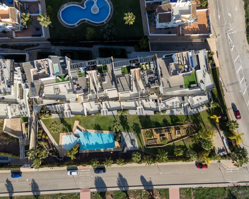 Apartamento de 3 habitaciones en Villamartin en venta con piscina - 549.000 € (Ref: 8782227)