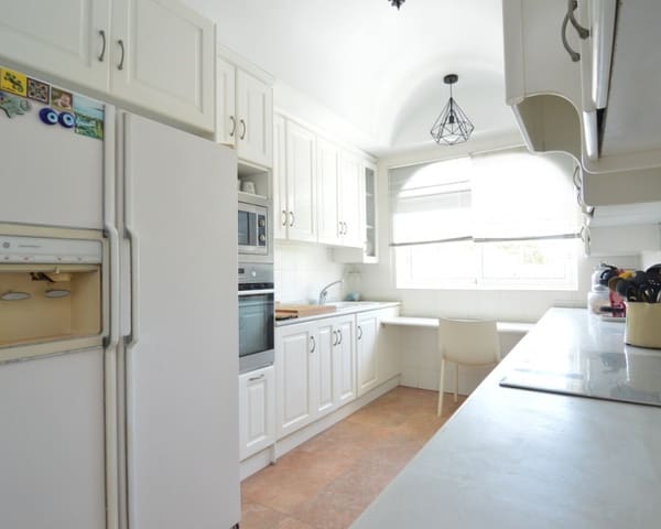 4 sypialnia Willa na sprzedaż w La Torreta, Torrevieja z basenem - 890 000 € (Ref: 8785564)