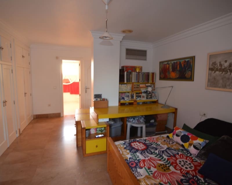 Chalet de 4 habitaciones en La Torreta en venta con piscina - 890.000 € (Ref: 8785564)