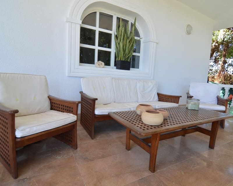 Chalet de 4 habitaciones en La Torreta en venta con piscina - 890.000 € (Ref: 8785564)