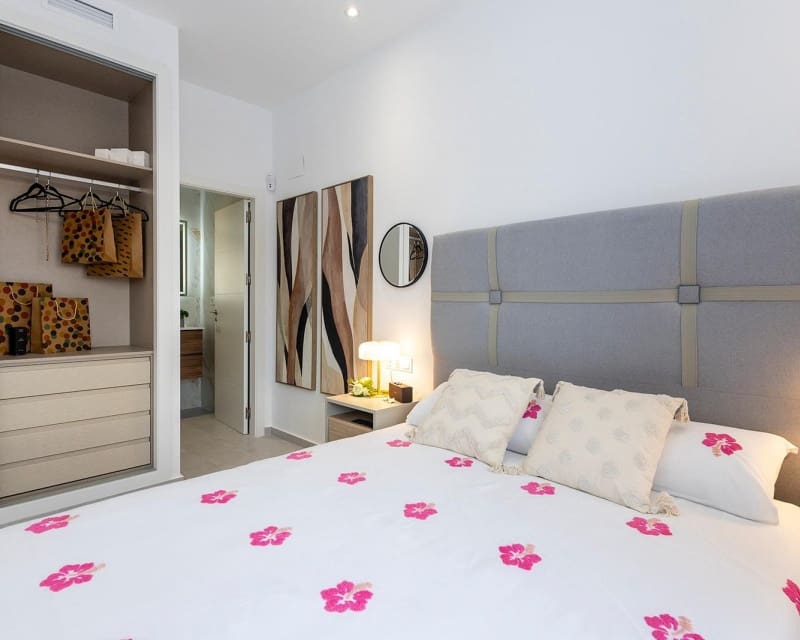 2 chambre Villa/Maison à vendre à San Miguel de Salinas avec piscine - 351 000 € (Ref: 8800172)