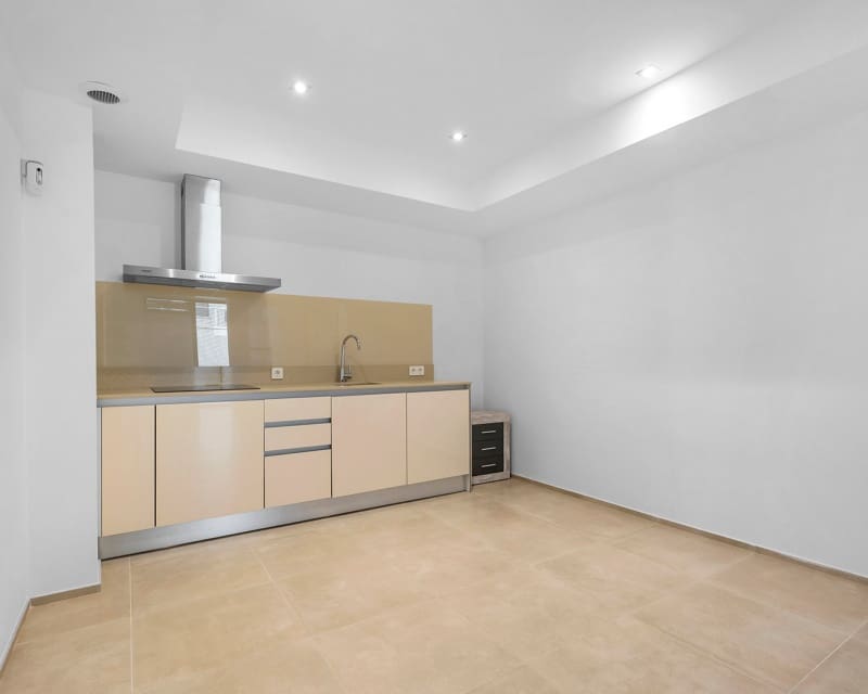 Chalet de 5 habitaciones en La Zenia en venta con piscina - 895.000 € (Ref: 8800193)