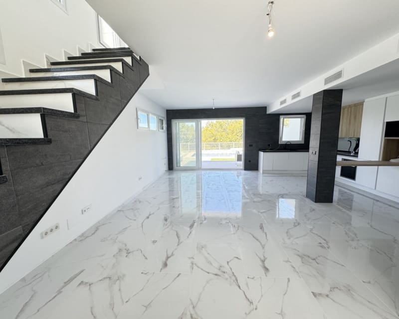 4 slaapkamer Villa te koop in Los Balcones met zwembad - € 599.000 (Ref: 8815004)